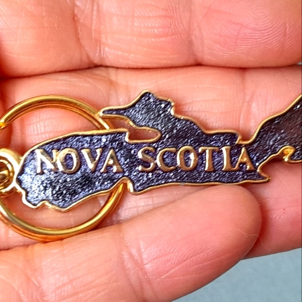 Blue And Gold NOVA SCOTIA KEYCHAIN - Picture 2 of 4